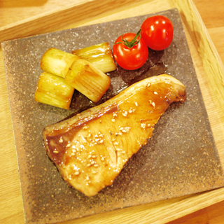 ぶりのバターぽん酢焼き