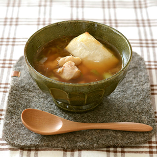 焼き餅と鶏のしょうがスープ
