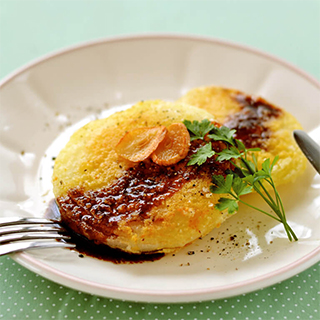 新玉ねぎのチーズソテー・バルサミコソース	