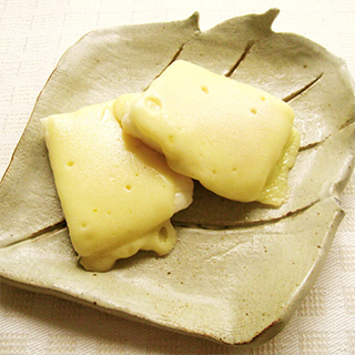 はんぺんチーズバター焼き